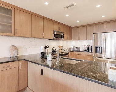 1200 E Peppertree Lane - Photo Thumbnail 7