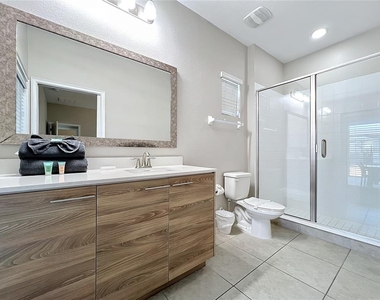 185 Brookes Place - Photo Thumbnail 22