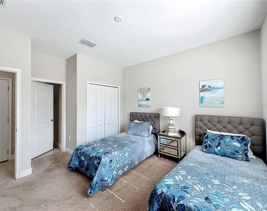 185 Brookes Place - Photo Thumbnail 12