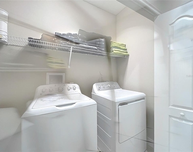 185 Brookes Place - Photo Thumbnail 24