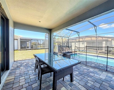 185 Brookes Place - Photo Thumbnail 27
