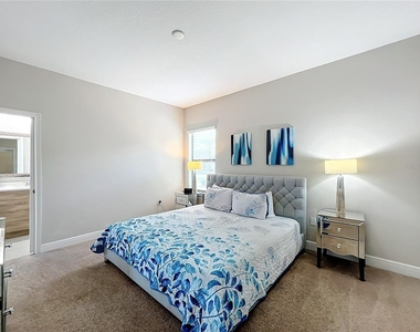 185 Brookes Place - Photo Thumbnail 20