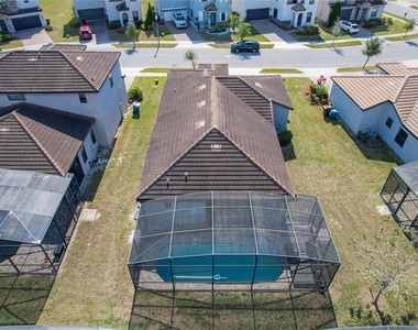 185 Brookes Place - Photo Thumbnail 32