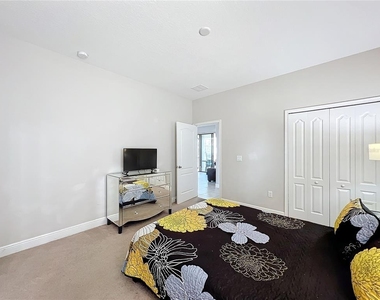 185 Brookes Place - Photo Thumbnail 13
