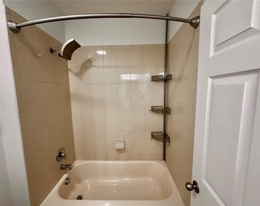 2896 Tanzanite Terrace - Photo Thumbnail 14