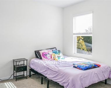 2454 Taloncrest - Photo Thumbnail 16