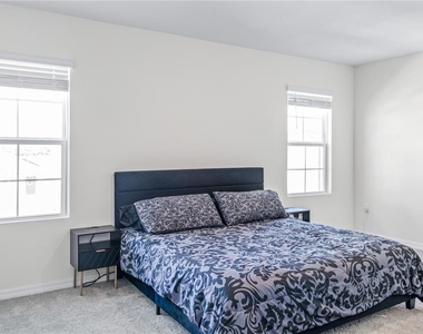 2454 Taloncrest - Photo Thumbnail 10