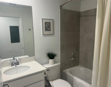 17445 Opal Sand Drive - Photo Thumbnail 16