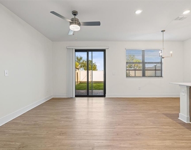 14515 Stellar Place - Photo Thumbnail 7