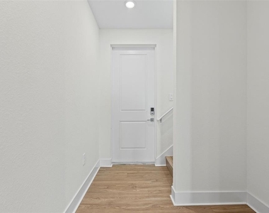 14515 Stellar Place - Photo Thumbnail 3