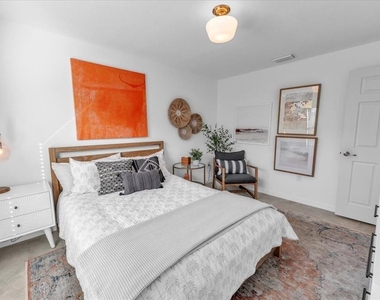 5711 Palmer Circle - Photo Thumbnail 10