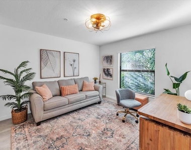 5711 Palmer Circle - Photo Thumbnail 13