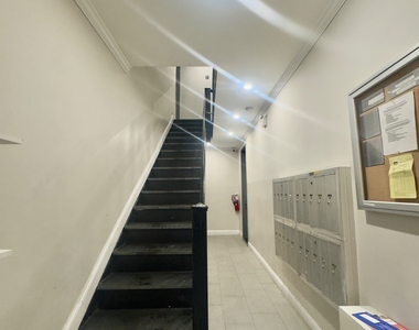 427 East 80th Street - Photo Thumbnail 5