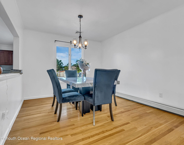 17 Johnston Street - Photo Thumbnail 17