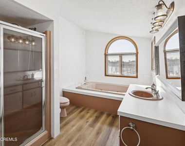 222 Marine Plaza - Photo Thumbnail 15