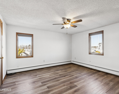 222 Marine Plaza - Photo Thumbnail 11