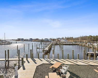 222 Marine Plaza - Photo Thumbnail 19
