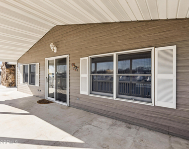 222 Marine Plaza - Photo Thumbnail 16