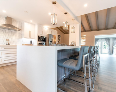 2275 Sw 44th Street - Photo Thumbnail 9