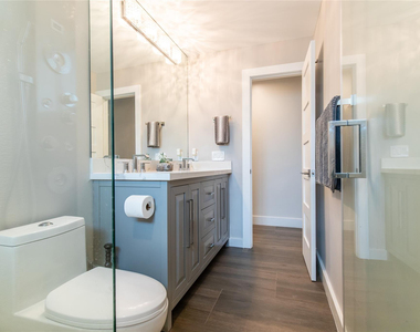 2275 Sw 44th Street - Photo Thumbnail 2