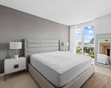 401 N Birch Road - Photo Thumbnail 8