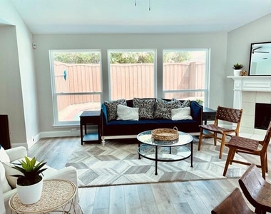 7848 Lancelot Road - Photo Thumbnail 15