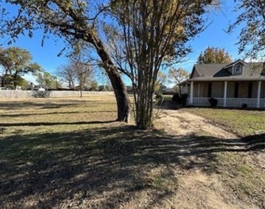 3916 Shepherd - Photo Thumbnail 7