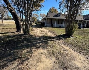 3916 Shepherd - Photo Thumbnail 8