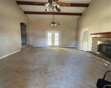 3916 Shepherd - Photo Thumbnail 24
