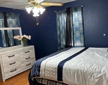 2438 Five Mile Circle - Photo Thumbnail 13