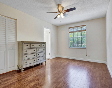 11567 N Open Court - Photo Thumbnail 16