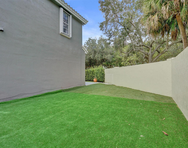 11567 N Open Court - Photo Thumbnail 12