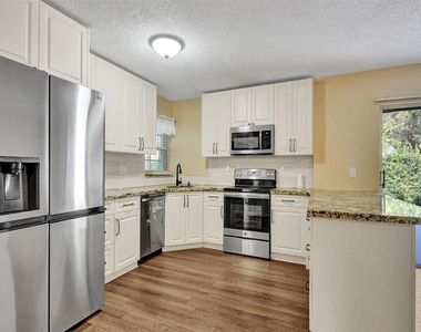 11567 N Open Court - Photo Thumbnail 7