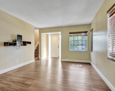 11567 N Open Court - Photo Thumbnail 4
