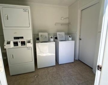 5408 Reiger Avenue - Photo Thumbnail 19