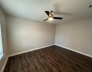 5408 Reiger Avenue - Photo Thumbnail 10