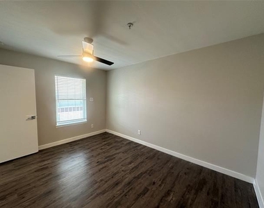 5408 Reiger Avenue - Photo Thumbnail 11