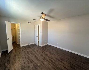 5408 Reiger Avenue - Photo Thumbnail 17