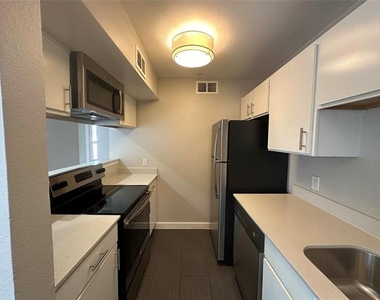 5408 Reiger Avenue - Photo Thumbnail 7
