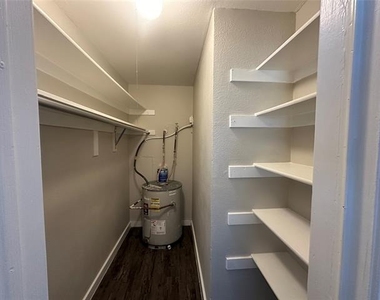 5408 Reiger Avenue - Photo Thumbnail 18