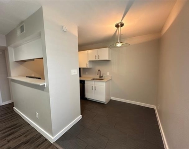 5408 Reiger Avenue - Photo Thumbnail 5