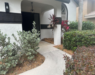 10461 Nw 12th Court - Photo Thumbnail 18