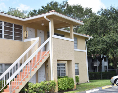 848 Twin Lakes Drive - Photo Thumbnail 17