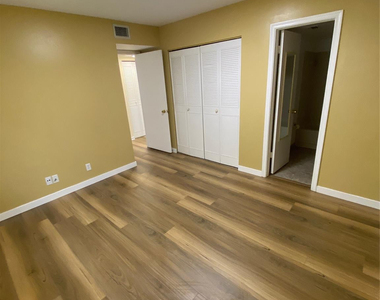 848 Twin Lakes Drive - Photo Thumbnail 8