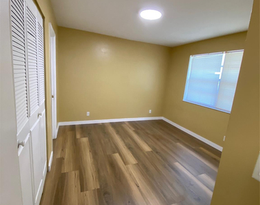 848 Twin Lakes Drive - Photo Thumbnail 6