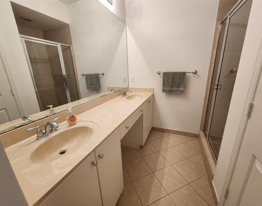 12698 Nw 32nd Place - Photo Thumbnail 12