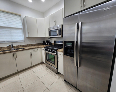 12698 Nw 32nd Place - Photo Thumbnail 6