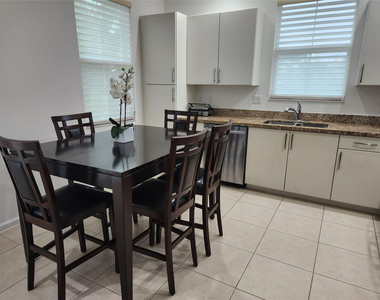 12698 Nw 32nd Place - Photo Thumbnail 5