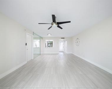 7350 Nw 18th Street - Photo Thumbnail 13