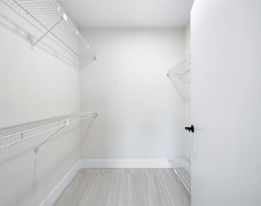 7350 Nw 18th Street - Photo Thumbnail 18